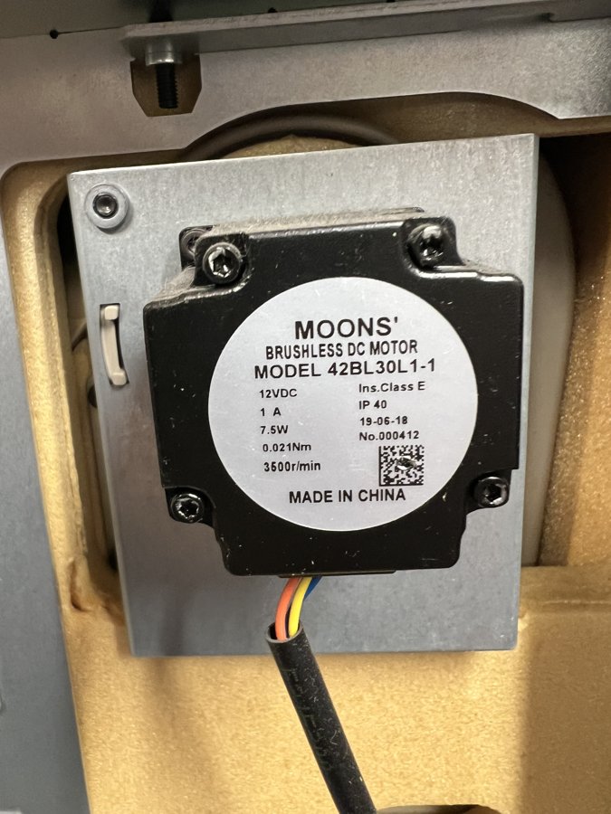 MOONS’ 42BL30L1-1 brushless motor: the original rating label.
