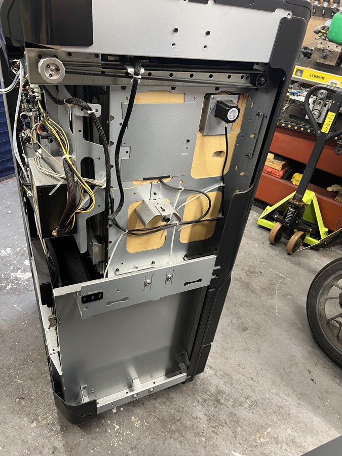 Side cover off: the insulation and heater blower mounts.